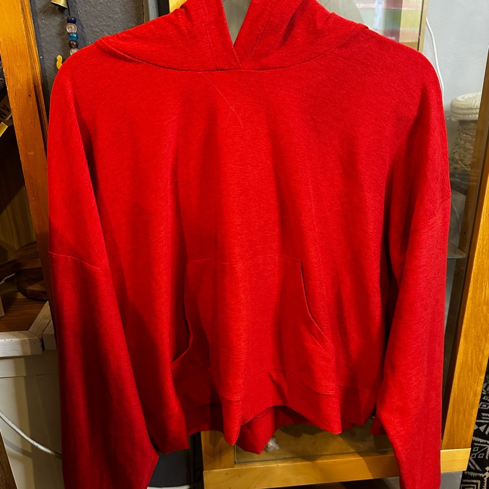 Fabletics Salsa Red 💃 Sweatshirt - Picture 6 of 11